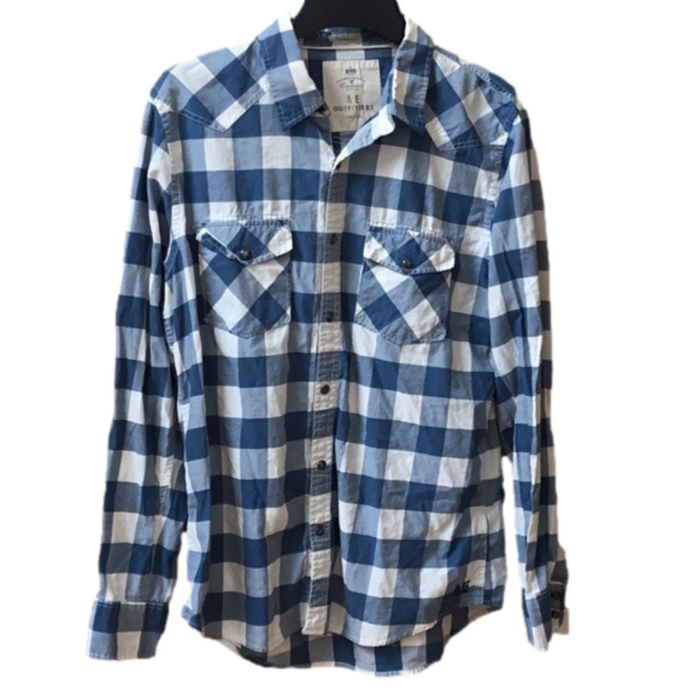 AMERICAN Eagle vintage fit blue and white plaid shirt with pearl snaps